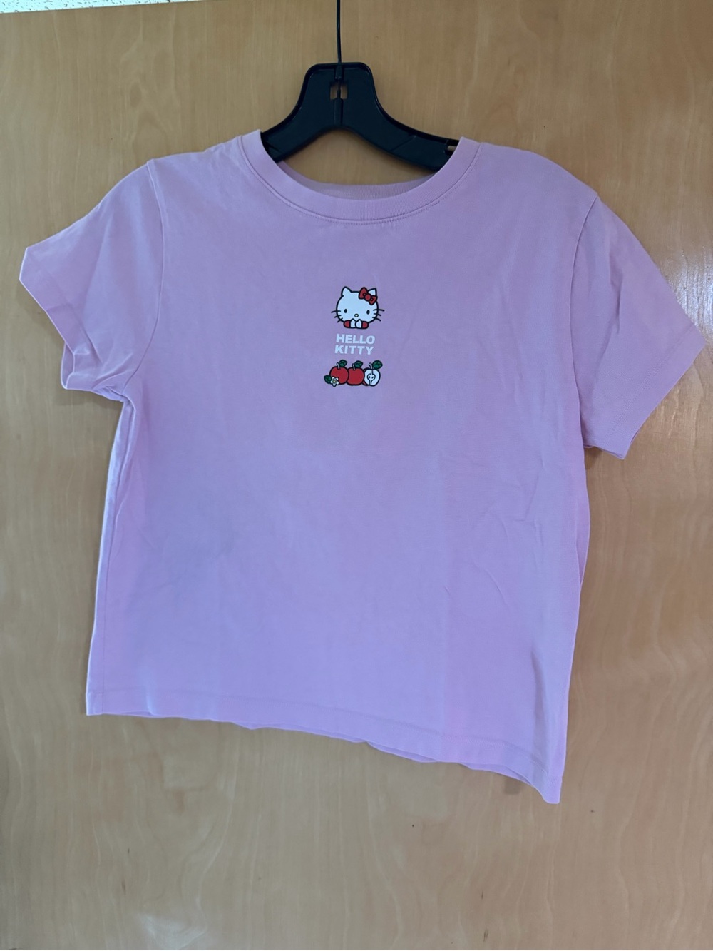 Uniqlo Hello Kitty Light Pink Short Sleeve Graphic Tee